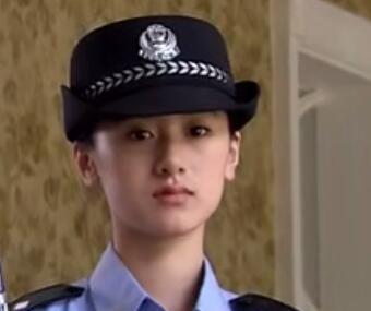 袁冰妍|8年前这部剧才是卧虎藏龙，女主过气，女配全红，背景板的她成新顶流