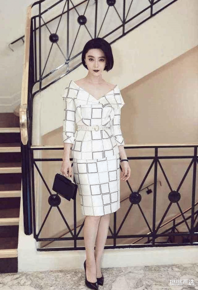 短发▲范冰冰真有国际范！穿格子裙高级又美艳，短发魅力不减
