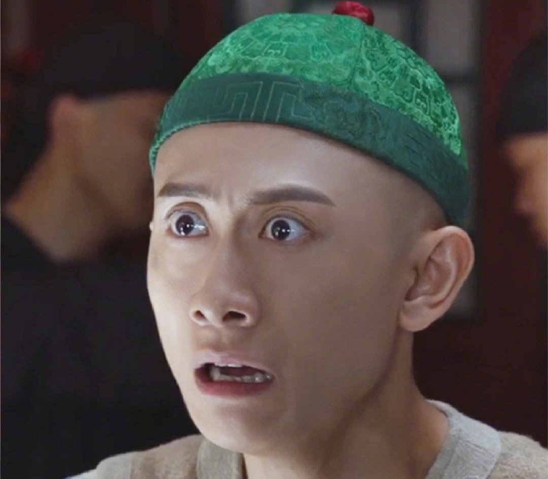 韦小宝|瞪眼皱眉、浮夸做作！把韦小宝演成孙悟空，这是长大后的刘星？