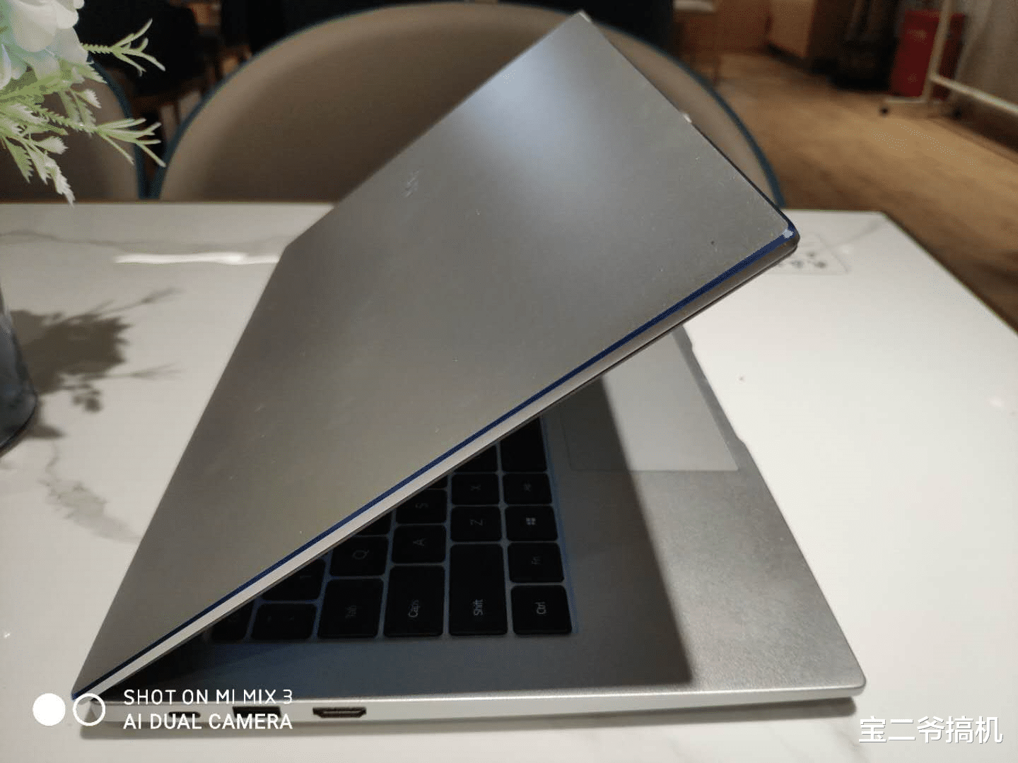 英伟达|荣耀MagicBook 14锐龙版：优质体验的高颜值轻薄本