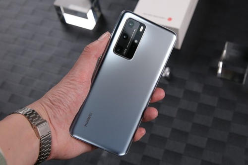 华为|“iPhone不得不承认自己有些地方与华为仍有差距”