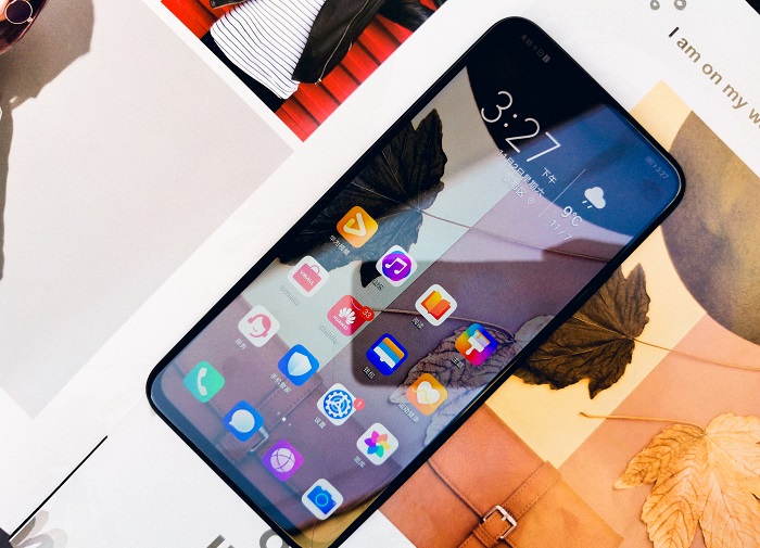 【华为荣耀】华为冲刺销量，价格跳水600元，128GB+升降镜头+侧面指纹