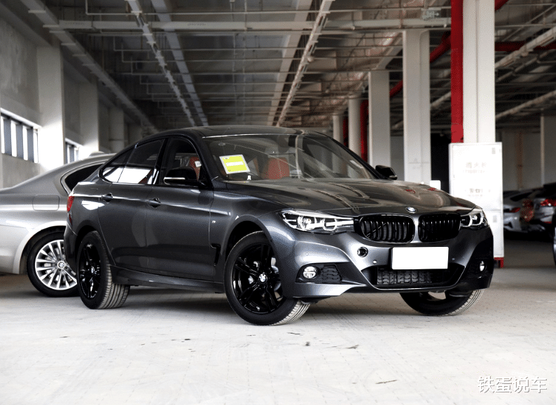 「雷克萨斯IS」整车原装进口,后备厢躺两个胖子还挺宽松,宝马3系GT上市