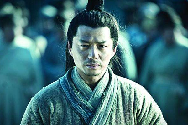 「霍去病」谁才是大汉帝国真正的战神？韩信不够格，霍去病还差一点