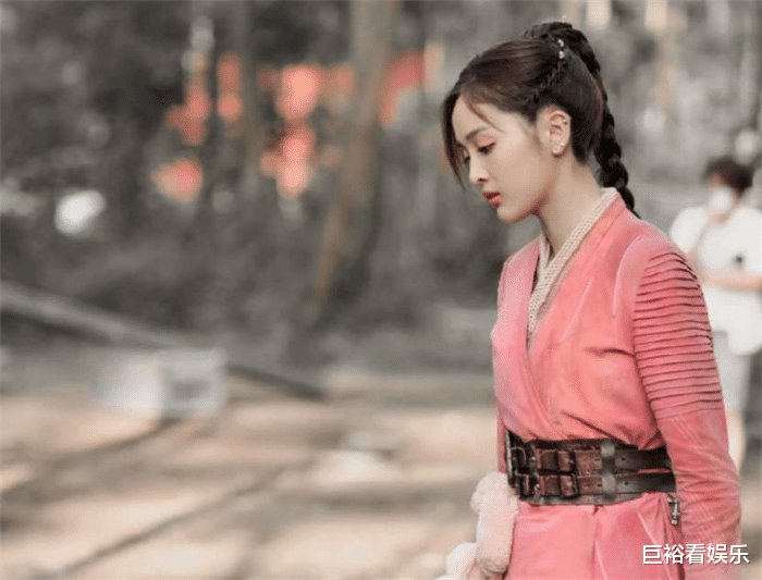 肖战|肖战终于开始营业，一口气官宣3部新剧，女主个个颜值爆表！