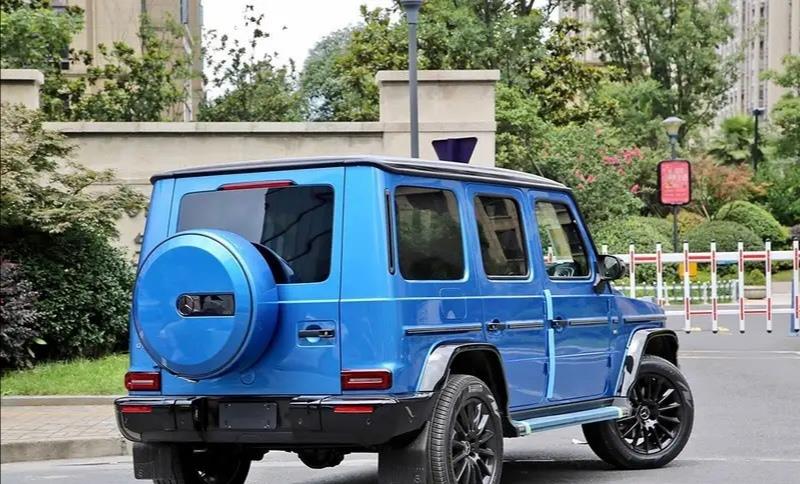 奔驰G级|2.0T的奔驰G级到店，2.0T+9AT+258匹，仅98.8万香不香