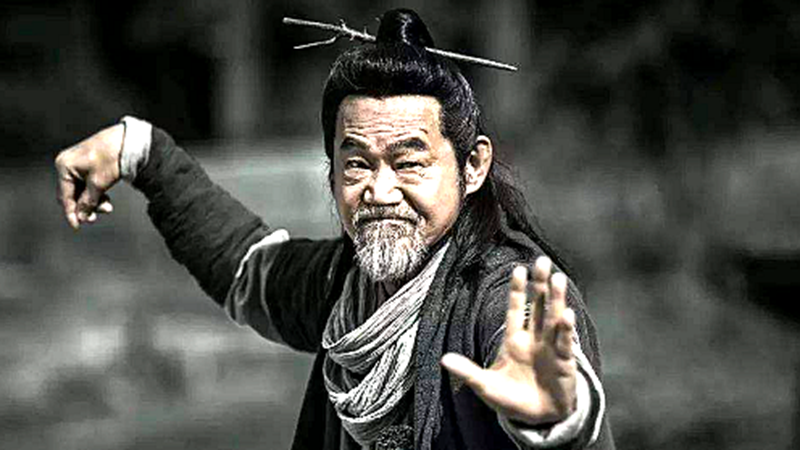 周星驰▲成龙和洪金宝都没有把他带火，周星驰凭借一部电影就帮他圆梦了！