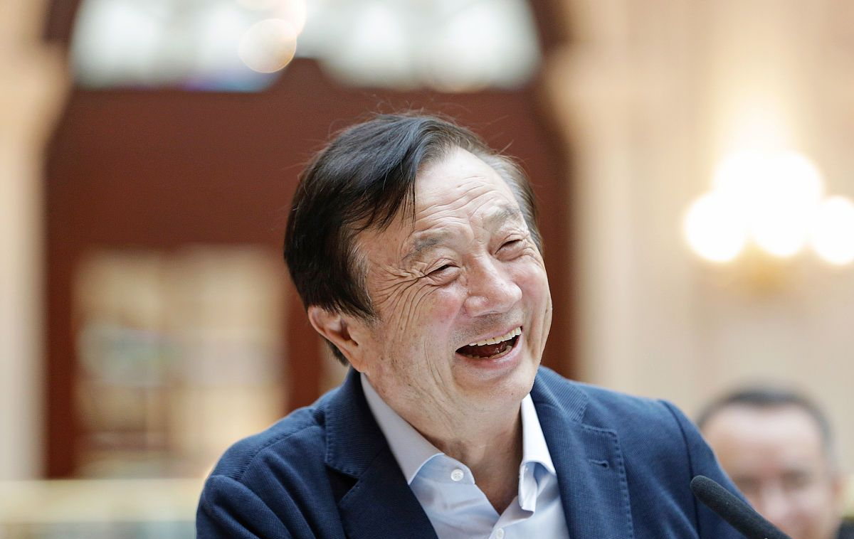 |华为迎好消息，千亿投资“如虎添翼”，这才是“救命稻草”