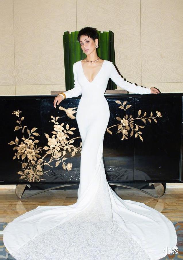 「甘蓝」48岁宁静,20年从不减肥,体重却仅有90斤,常吃3种食物想胖都难