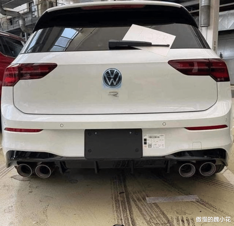 动力|8代高尔夫GTI下线，换装鹰眼大灯，2.0T高功率发动机，动力太暴躁