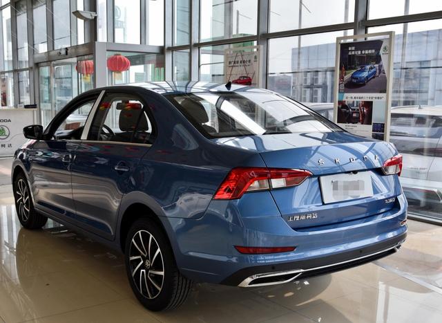 大众汽车|又一大众轿车“售价跳水”，1.5动力油耗5升，落地6万看啥新捷达