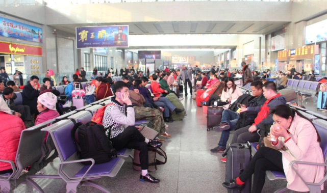 中国火车站很多，但仅有这3个火车站，可以直达大陆任一省会城市，你猜对没