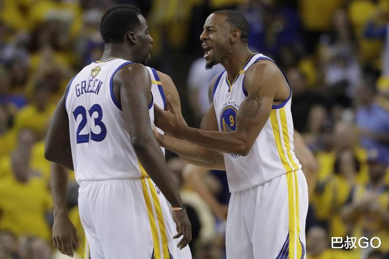 吉米·巴特勒|五星76+19爆锤沃伦！巴特勒喂出一个汤普森，伊戈达拉也兑现价值