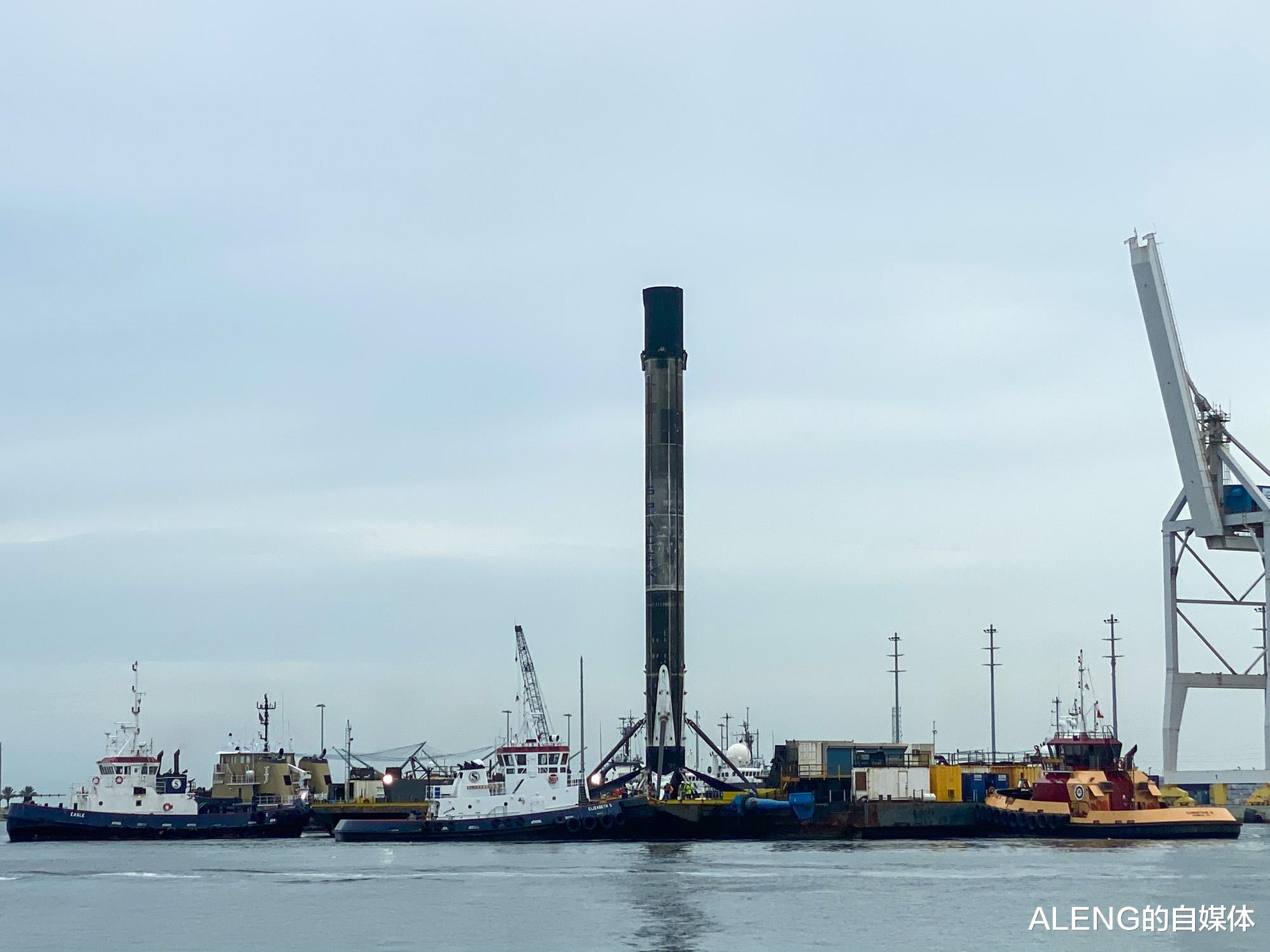 伊隆·马斯克|第58次成功回收!马斯克的“六手”火箭助推器返回基地