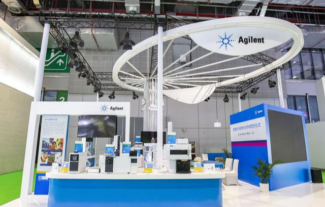 【】大学专业趋势分析:这6个专业的学生已经饱和,薪资低难以上岸