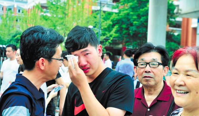 湖北@同为疫情传播的03年高考,除了时间提前到6月,还发生了2件大事!