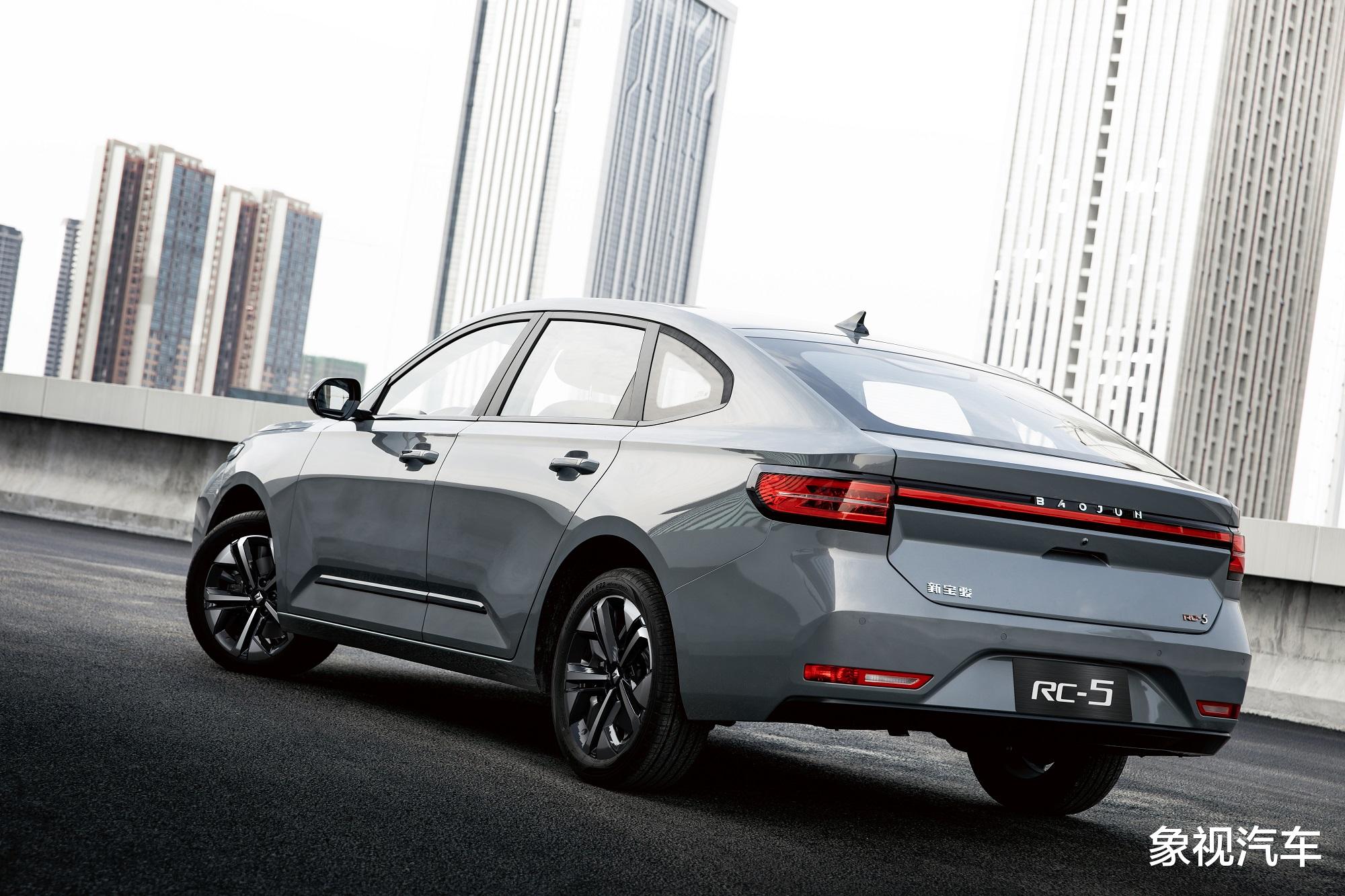 长安汽车|预算10万，90后美女放弃男友想买的轩逸选了这车，老司机：真懂车