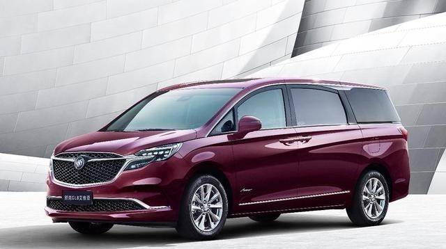 「豪车」MPV王又出新款，6个独立沙发座椅，后排带办公桌，配迎宾光毯