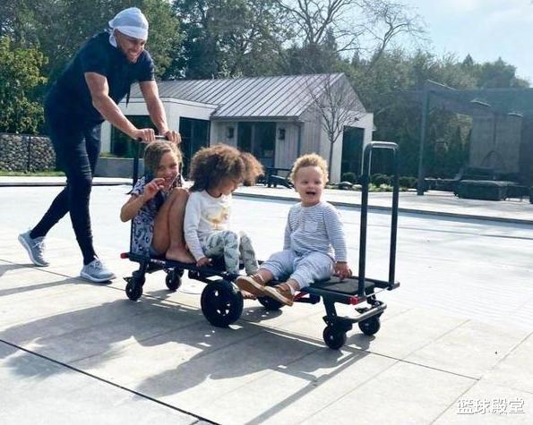 「斯蒂芬·库里」库里儿子不算什么 !看完塔图姆儿子,你就知道啥是重量级中锋了