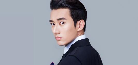 易烊千玺|易烊千玺的团队很给力？王一博目前的日程安排？