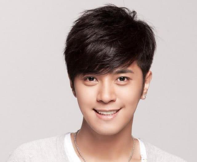 变形计▲演员不拍戏，歌手不出歌，靠着综艺节目维持人气的明星有哪些？