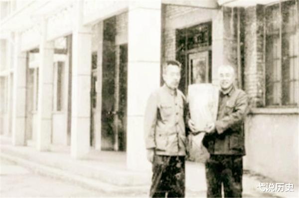 博物馆|男子挖出国宝中的国宝，家人却嫌晦气，他主动上交后得五双白手套