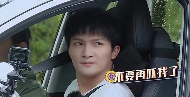 周深|周深逆袭，戚薇、霍尊落败，这样的考试结果，教练都忍不住哭了