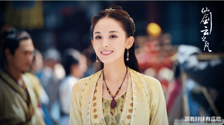 『杨幂』仙剑捧红了刘诗诗杨幂唐嫣, 唯独她被万人唾弃一生黑