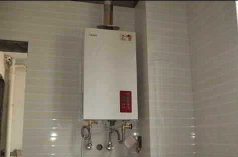 卫生间万万不要装电热水器, 老师傅说要装这种, 邻居看完羡慕不已