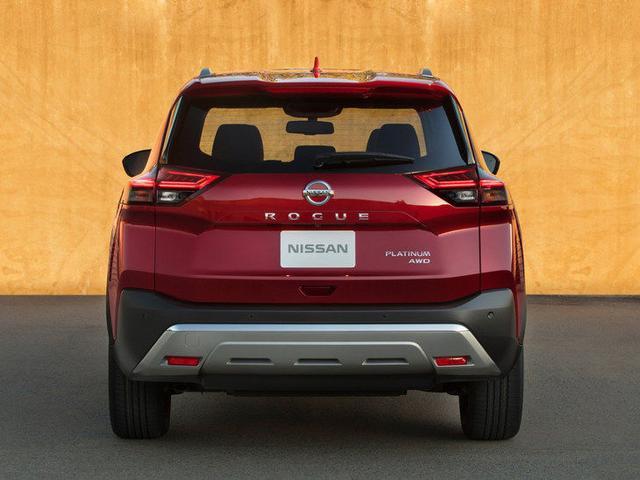 『红旗hs7』大叔秒变小鲜肉！全新奇骏发布，比CR-V年轻漂亮，内饰是亮点