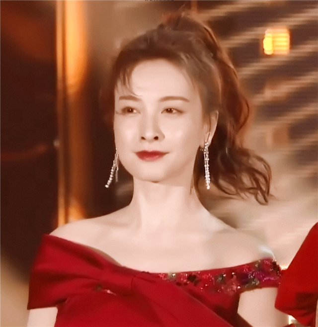 #乘风破浪的姐姐#《乘风破浪的姐姐》第一次公演结束,5人淘汰名单疑曝光