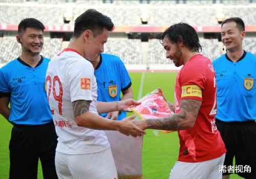 『国足』好消息！中国头号巨星公开释放积极信号，日韩恐难阻国足进世界杯