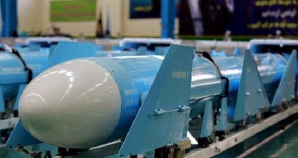 #伊朗#一枚导弹从海峡飞出,美间谍卫星紧急出动,五角大楼看后垂头丧气