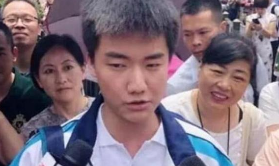 浙江省|浙江考生林欢，一脸不屑提前交卷，直言“高考太简单”后来怎样了