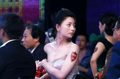 殷桃|她“年轻时”迷倒一大片男人，却不结婚也不生孩子，如今39岁甜的像个水蜜桃！