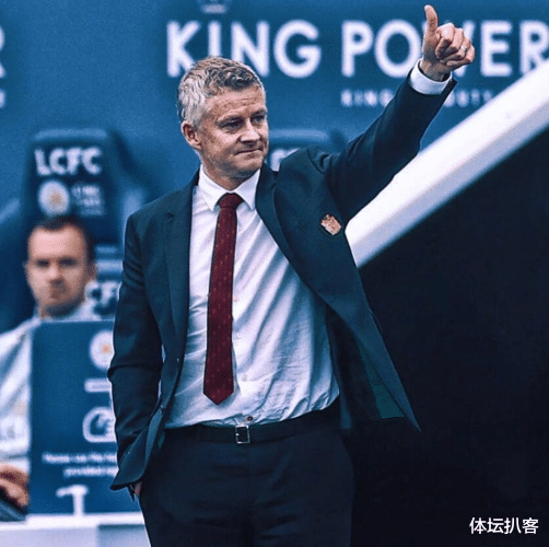 曼联|曼联输球官博遭围攻！索帅被喊下课，5千万巨星挨批：浪费3次机会