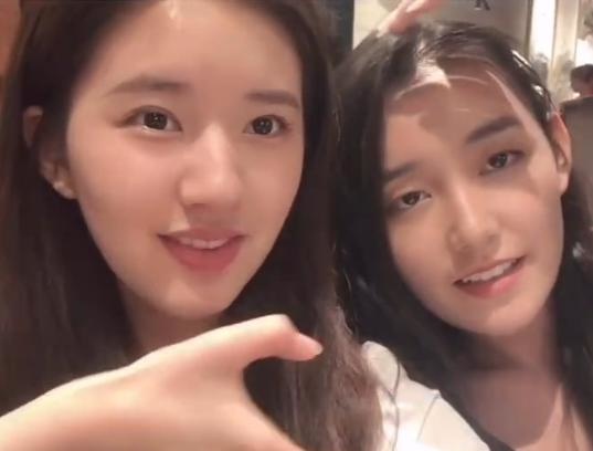 吃火锅忘开滤镜,看到赵露思蒋依依的素颜,到底谁才是00后?