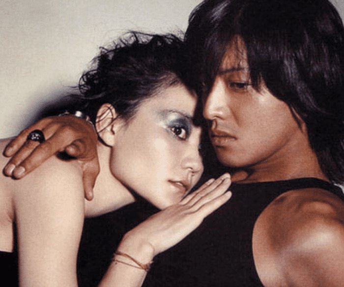 王菲|十五年前得不到王菲,十五年后撩她女儿,网友们:通“吃”两代明星