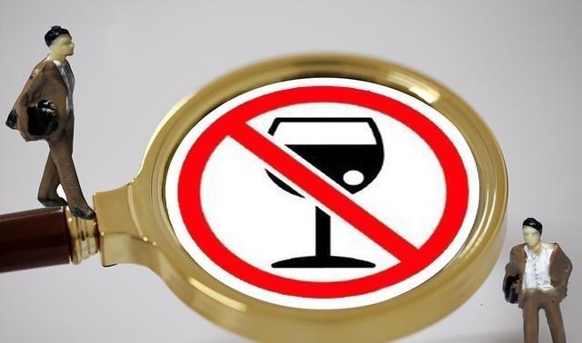 大姨妈@一旦患上肝硬化,就无法根治?引发肝硬化的3个诱因,要重视