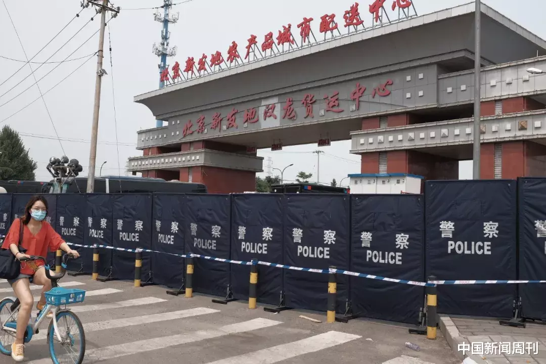 乘风破浪的姐姐■海鲜市场之谜：三文鱼不感染病毒，但这是一次寻找真正中间宿主的机会