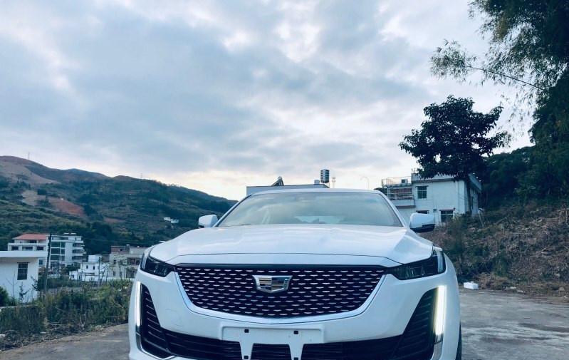 凯迪拉克|25.4万喜提凯迪拉克CT5,行车三千公里,给人一个非常兴奋的感觉!