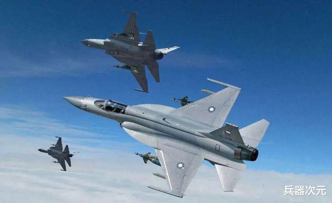 印度:巴基斯坦夜袭成功,枭龙战机压制火炮阵地,印度军队狼狈后撤