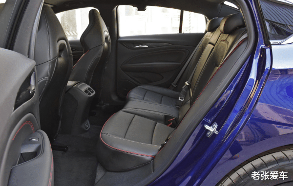 别克君威|从17万跌到13万，成良心B级车，车长4米9标配9AT，不买雅阁就买它