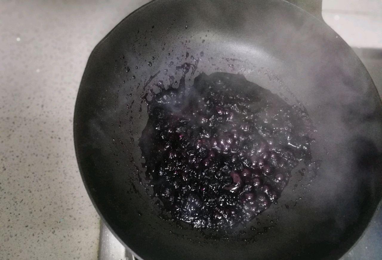 「食材」它是“天然花青素”，早晚喝一杯，皮肤光泽有弹性，45岁不显老！