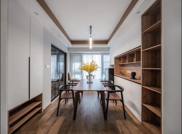 |有墙不见墙的“木”艺设计，利用原木+白，打造轻松的家居环境！