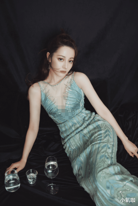[迪丽热巴]热巴到底胖了多少？节目梳“奶妈头”，这身材跟杨幂真的同公司？