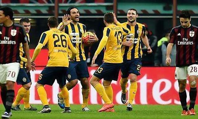 「那不勒斯」今日足球解析：意甲 维罗纳VS那不勒斯、葡超 本菲卡VS圣克拉拉