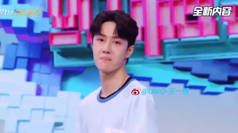 王一博|快乐大本营未播花絮，王一博专属镜头里的酷盖也太萌了！