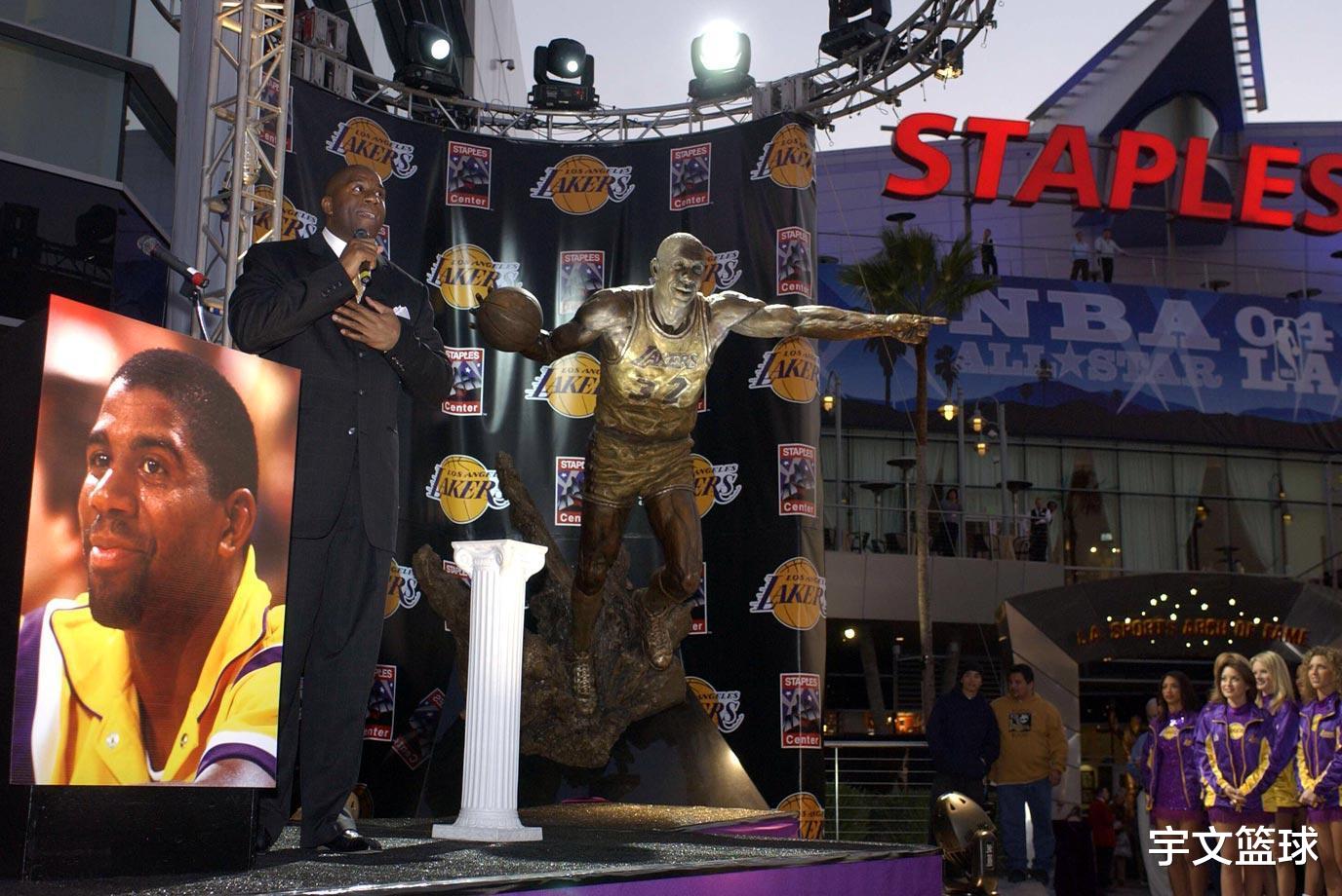 #湖人队#NBA最高荣耀,历史仅16人拥有,湖人占7席,下一个锁定科比!