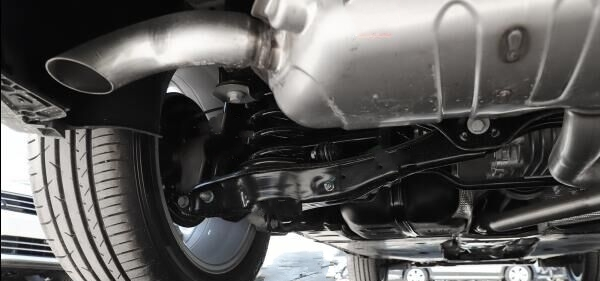 本田CRV|一月卖23990辆,这才是中型SUV车王,豪华版跌到18万,不屑CRV